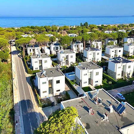 Stylish With Sea View * Plazhi San Pietro